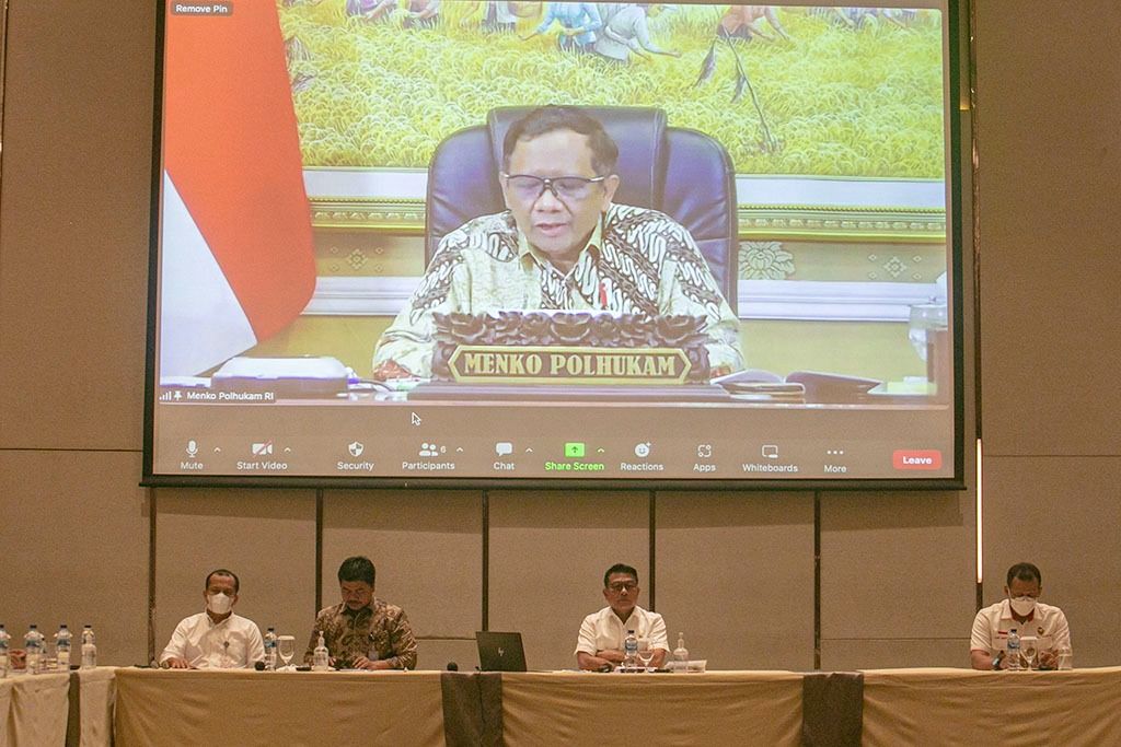 podiumnews.com-Mahfud MD Tegaskan Tidak Ada Operasi Militer di Papua